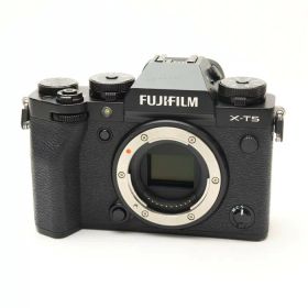 【中古】 《並品》 FUJIFILM X-T5 ボディ ブラック [ デジタルカメラ ]