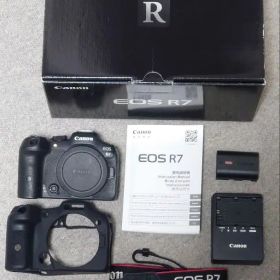 EOS R7ボディ 週末値下げ