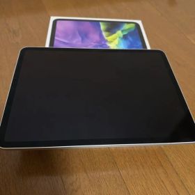 ロ*ユ様 iPad Pro (第2世代) シルバー 11インチ 本体（箱付き）