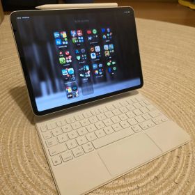 【純正フルセット】iPad Pro 11インチ／キーボード／ペンシル