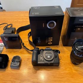 超美品 オリンパスOM-D E-M1 Mark II F2.8レンズキット