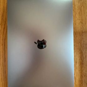 13インチMacBook Air 2020 最安帯 箱、充電器付き