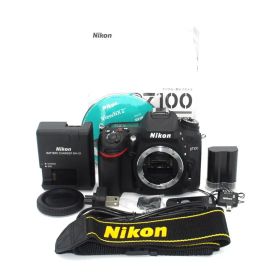 S回数2101回のみ♪Nikon D7100 ボディ♪