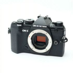 【中古】 《良品》 OM SYSTEM OM-5 ボディ ブラック [ デジタルカメラ ]