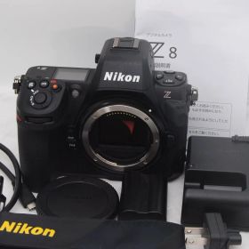 9012ショット！新品級 ★ Nikon Z8 ボディ ミラーレス一眼 フルサイズ ブラック