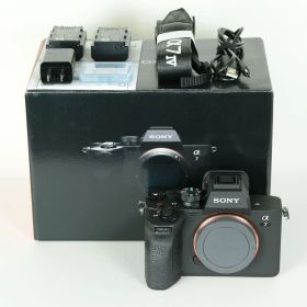 [美品 | シャッター数15,940回｜CFexpressカード付] SONY α7 IV（ILCE-7M4） [ボディ] | SONY Eマウント