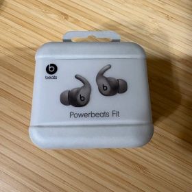 新品未開封 POWERBEATS FIT ブラック ANC 2025/10発売