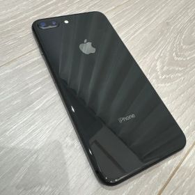 iPhone 8 Plus スペースグレイ 64GB SIMフリー