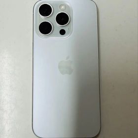 iPhone 15 Pro 256GB ホワイトチタニウム SIMフリー