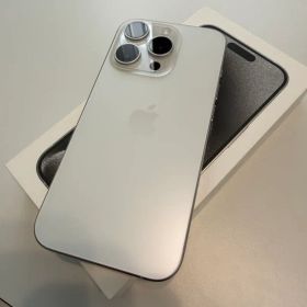 Apple iPhone 15 Pro 512GB シルバー 本体 箱付き