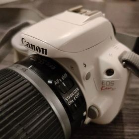 【CANON】EOS Kiss X7 ホワイト 本体のみ キャノン