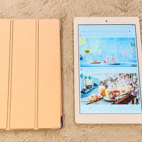 Amazon Fire HD 10(第9世代）32GB（上部に真一文字ヒビあり）