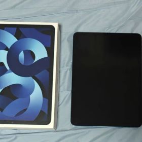 iPad Air 第5世代64GB ブルー WiFiモデル