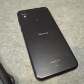 〘神〙docomo AQUOS SH-01L ブラック ケース付き