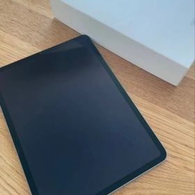 iPad Pro 11インチ スペースグレイ 本体