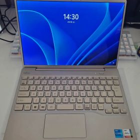 富士通 LIFEBOOK CH75／G3 12世代i5 SSD 256G