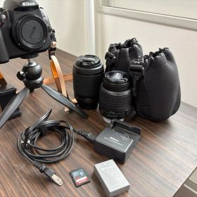 Nikon D5000 ダブルズームキット｜16GBカード等セット