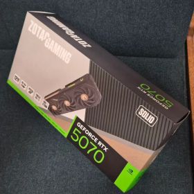 【美品】ZOTAC GeForceRTX5070 SOLID OC 12GB
