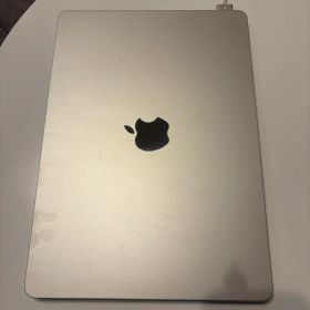 【美品】MacBook AirM2 2022 16GB