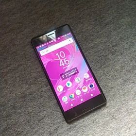 SONY XPERIA X Performance SOV33 au