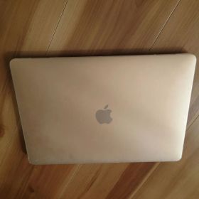 【ジャンク】MacBook Air 13インチ ゴールド【メモリ不良】