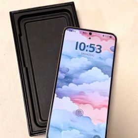 Galaxy S23 SC-51D 256GB 美品 SIMフリー