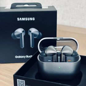 Galaxy Buds3 Pro （ケース付き）