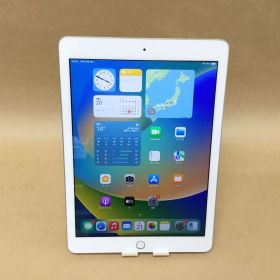 バッテリ残量99％ APPLE IPAD5(第5世代) WIFI 32GB シルバー 9.7インチ RETINAディスプレイ IPAD OS 16.7.10 A1822 2017MODEL カメラ
