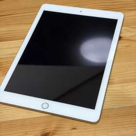 iPad 第五世代 32GB セルラーモデル 53802