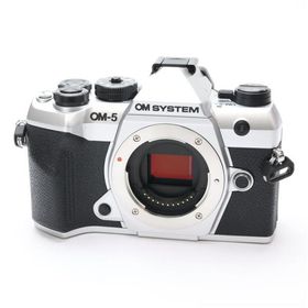 《美品》OM SYSTEM OM-5 Mark II ボディ
