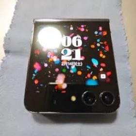 Samsung Galaxy Z Flip5 グラファイト 本体