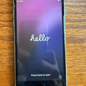 Apple iPhone SE (第2世代後期) 64GB ホワイト