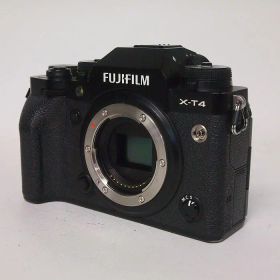 【中古】 (フジフイルム) FUJIFILM X-T4 ボディ ブラック【中古カメラ デジタル一眼】 ランク：B