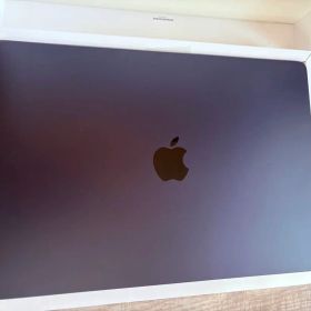 極美品MacBook Air M2 15インチ 8GB メモリ 512GB