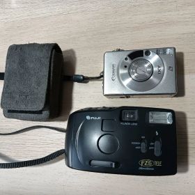 Canon IXY 320、 FUJI FZ6 TELE フィルムカメラ 2台で
