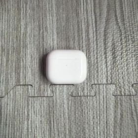 AirPods 第3世代 本体 箱付き Lightning