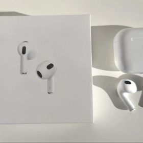AirPods 第3世代