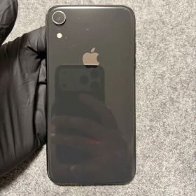 iPhone XR ブラック 128GB 本体