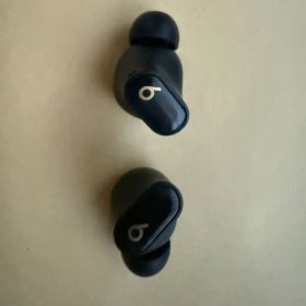 Beats Studio Buds + イヤホン単体