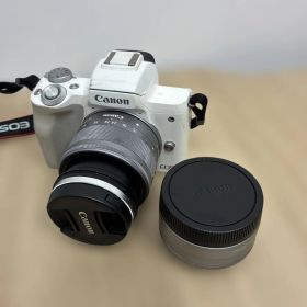動作未確認 Canon EOS M ホワイト ミラーレスカメラ