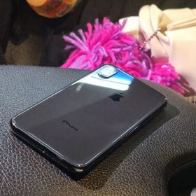 iPhone X SIMフリー 中古 11,000円 | ネット最安値の価格比較 プライス