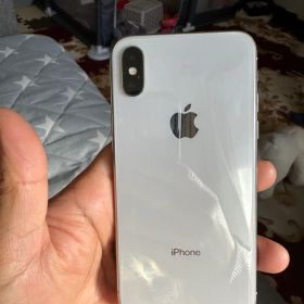 Apple iPhone X ホワイト ケース付き