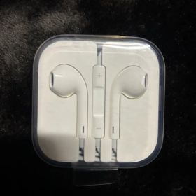 Apple EarPods ホワイト 未使用