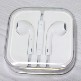 Apple EarPods ホワイト ケース付き（正規品）