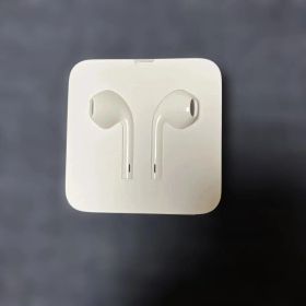 【純正・未使用】iPhone EarPods Lightningコネクタ付き