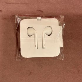 Apple EarPods Lightning Connector イヤホン