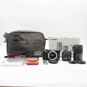 シャッター枚数300枚程度■ほぼ新品■ CANON ミラーレス一眼カメラ EOS M100 ダブルズームキット ホワイト EOSM100WH-WZK No.C01841
