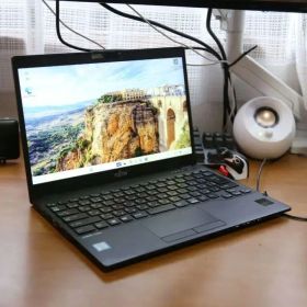 富士通 Lifebook U939/B core i5 8GB 256GB