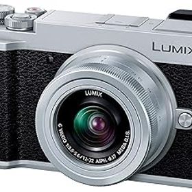 【中古】パナソニック ミラーレス一眼カメラ ルミックス GX7MK3 標準ズームレンズキット シルバー DC-GX7MK3K-S