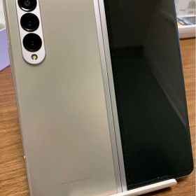 Galaxy Z Fold 3 韓国版 シルバー 256GB ⚠️ジャンク品